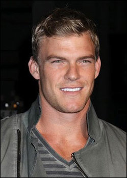 Alan Ritchson (Raphael) Alan Ritchson (Raphael)