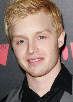 Noel Fisher (Michelangelo) Noel Fisher (Michelangelo)