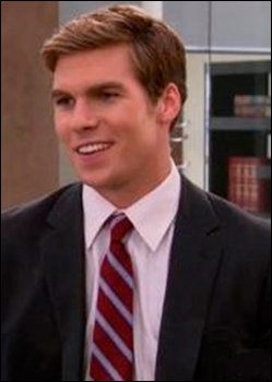 Pete Ploszek (Leonardo) Pete Ploszek (Leonardo)