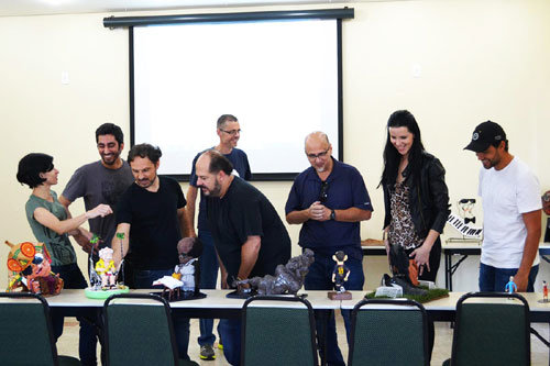 Seleção dos trabalhos do Salão Internacional de Humor de Piracicaba